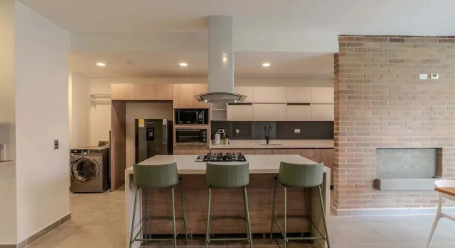 Коттедж w Spacious 3BR w Outdoor Dining Terrace in Laureles