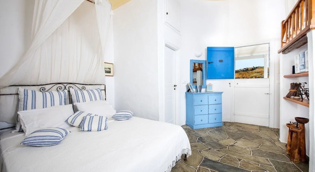 Lighthouse Hotel
