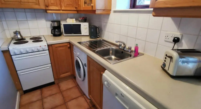 Апартаменты с 2 комнатами Moneylands Farm Self-Catering Apartments