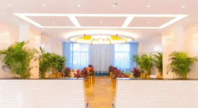 Hotel Relais Baixuan, Book Hotel Hotels in Dehong with a Pool, Swimming Pool