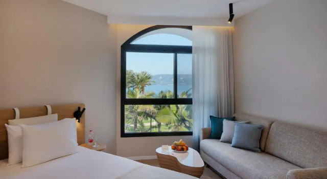 Номер Standard Gai Beach Hotel