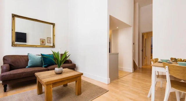 Апартаменты Stylish Hyde Park Apartment