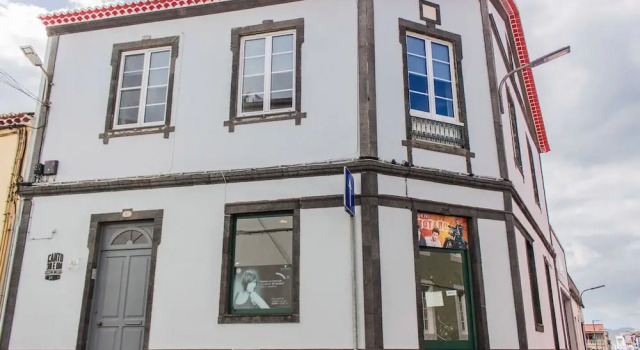 Canto 30 e um, Rezerwuj Hotel Ribeira Grande São Miguel
