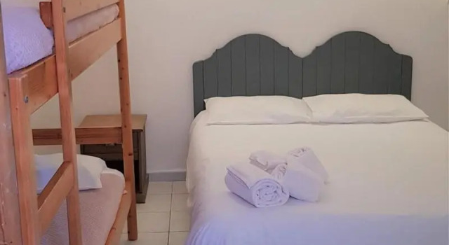 Hotel Restaurant le Bellevue, Varaa Hotelli Propriano 
