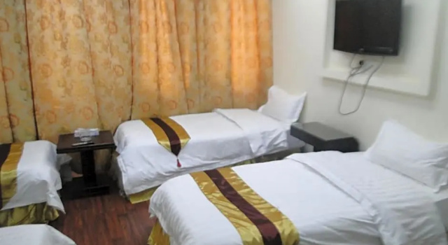 Четырёхместный номер Standard Kenanh Jeddah Hotel