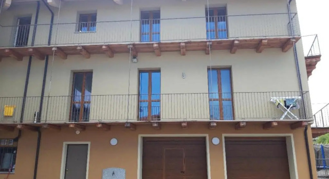 Appartamenti il borgo girasole, Buchen Sie Hotel Busca Piemont