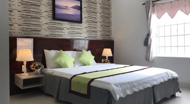 Quynh Anh Hotel