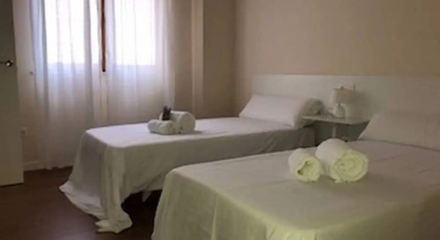 Apartamentos turisticos Puente Romano Portal 4 Bajo -A, Забронировать Апартаменты/квартира Апартаменты Саламанки, рядом с Сад Калисто и Мелибеи, Апартаменты/квартира