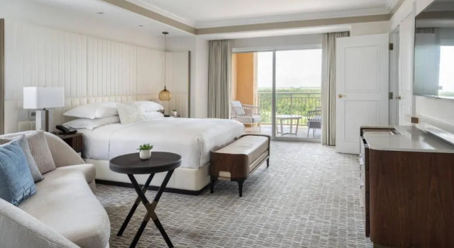 Двухместный люкс Executive с видом на озеро The Ritz-Carlton Orlando, Grande Lakes
