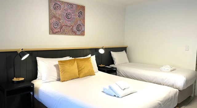 Esk Caravan Park & Rail Trail Motel, Book Motel Esk Queensland