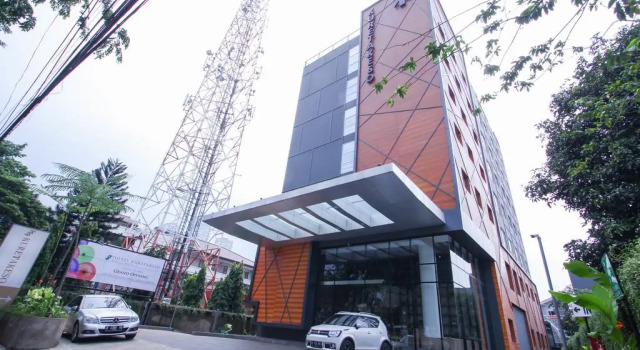 Kuretakeso Kemang Hotel, Book Hotel Hoteller i Mampang med parkering, Parkering