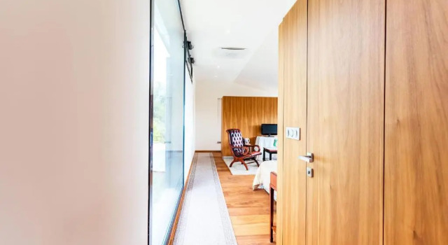 VILLA DYONIS VI4231By Riviera Holiday Homes, Book Villa Sommerhuse i Monaco, Hytte