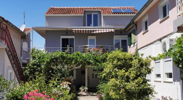Apartments Sanda Tribunj, 预订 公寓 特里布恩 Sibenik-Knin County