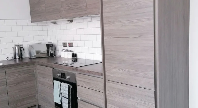 1-bed Apt Sleeps 2 With Free Parking