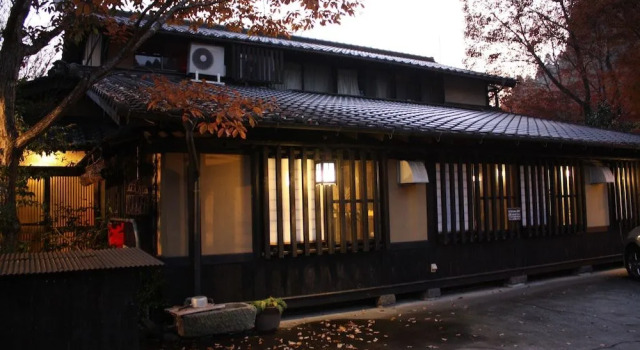 Okuaso no yado Yamanami, Rezervovat Hotel Hotely v Kumamoto s parkováním, Parkování