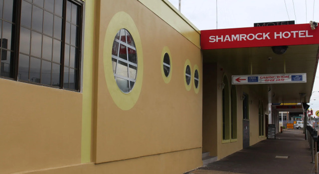 Shamrock Hotel Motel