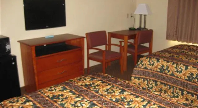 Четырёхместный номер Standard Heritage Inn Picayune