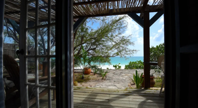 Семейный коттедж с 3 комнатами Pigeon Cay Beach Club