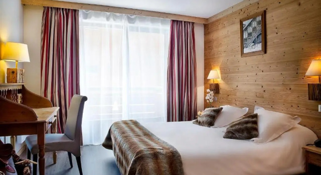 Двухместный семейный номер Standard Hotel Alpen Roc