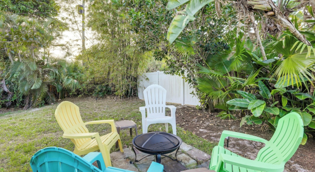 Коттедж 5 Mi to Stuart Beach! Home w/ Pet-friendly Yard