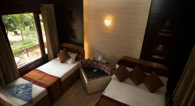 Номер Standard Chitwan Forest Resort with swimming pool , Chitwan National Park