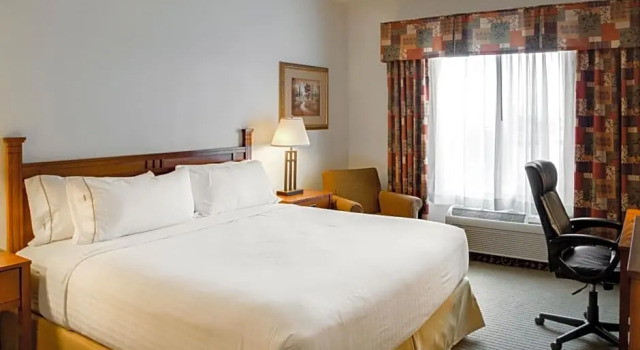 Люкс Holiday Inn Express & Suites Jacksonville by IHG