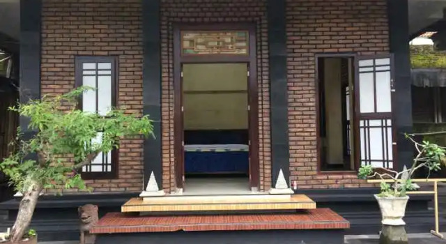 Lotus 2 Guest House