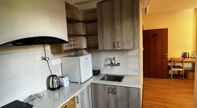 Студия Deluxe KGH Patan