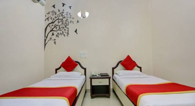 Pai Vaibhav Hotel, Rezervovat Hotel Bangalore Bangalore