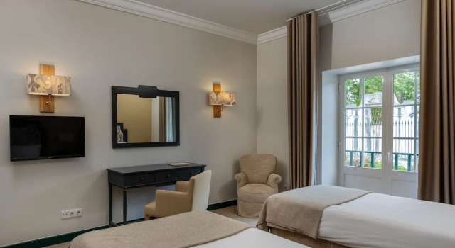Трёхместный номер Standard Conimbriga Hotel do Paço