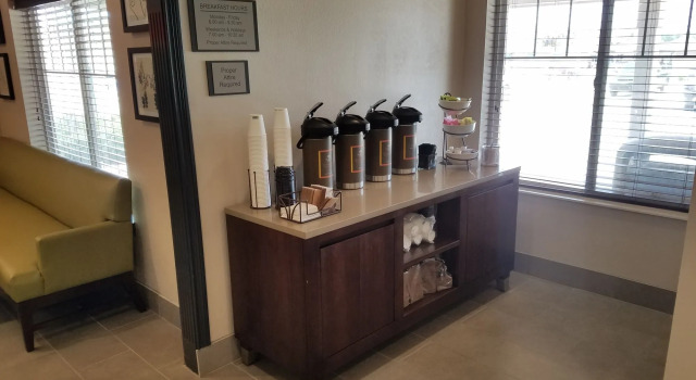 Country Inn & Suites by Radisson, Indianapolis South, IN