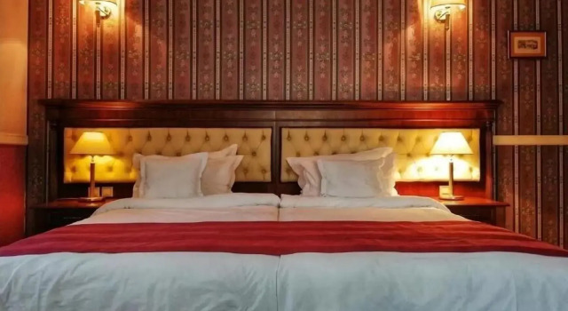 hotel Angelo D'oro, Забронировать Отель Отели Плоешти с парковкой, Парковка