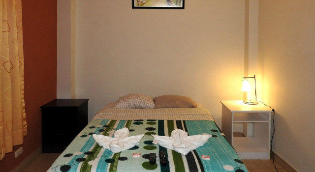 El Boulevard de Huacachina, Prenota Ostello Hotel economici a Huacachina