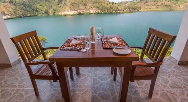 Номер Deluxe Kivu Lodge