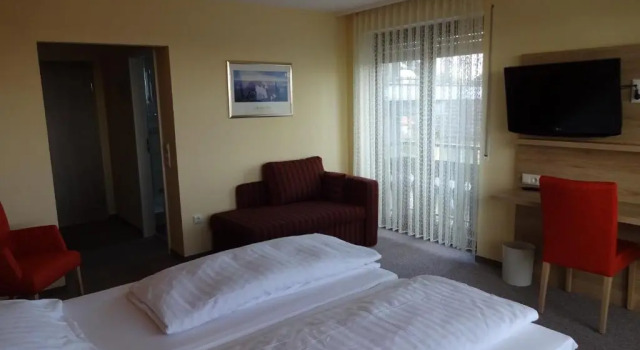 Gasthof Hotel Zum Ross, Reserva ahora Hotel Wertheim Odenwald