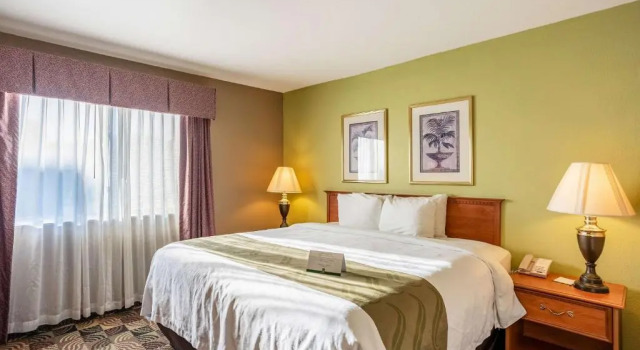 Люкс Quality Inn & Suites Hannibal West