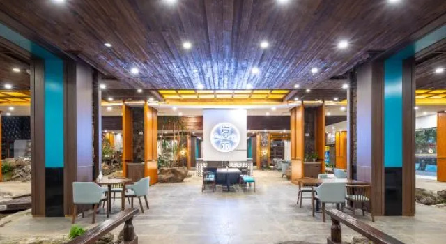 Aili Hotel (High-speed Railway Station Fruit Market Branch), Book Hotel Haikou Hainan