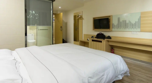 Номер Standard Jiamei Hotel