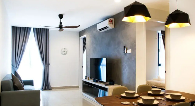 Апартаменты Deluxe H2O Residences by Victoria Home