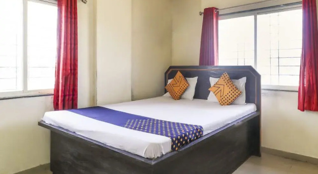 Hotel Royal Stone By OYO Rooms