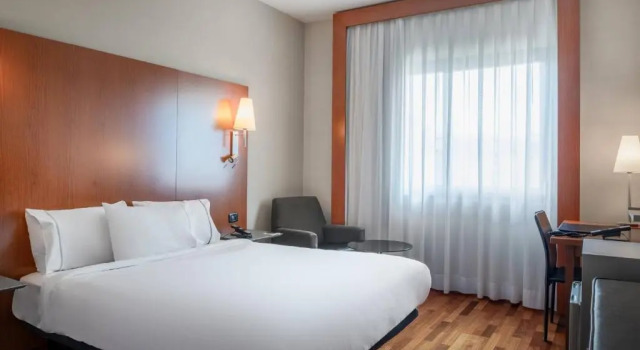 Двухместный номер Standard с видом на город AC Hotel A Coruña by Marriott