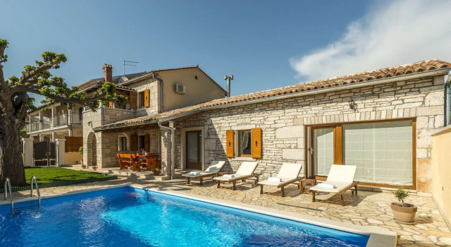 Beautiful holiday home with private pool 5 km away from Lim Fjord, Varaa Lomakoti Selina Istria