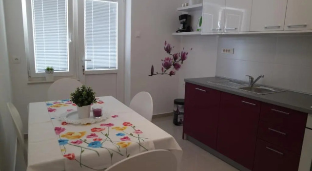 Апартаменты с видом на сад Apartments Jadranka