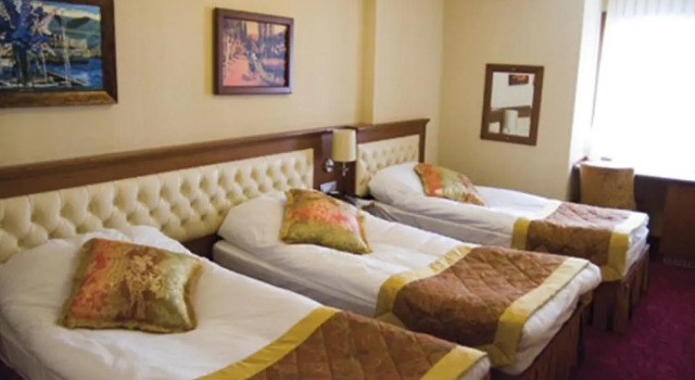 Трёхместный номер Standard Hotel Linda
