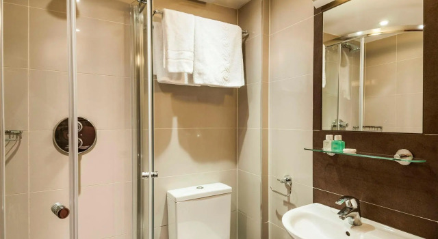 Четырёхместный номер Standard Grand Concerto Hotel