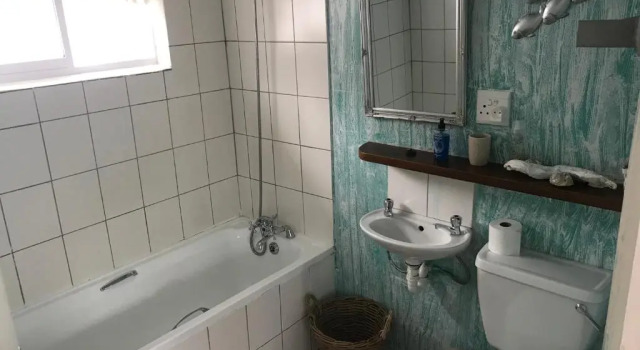 Семейный люкс The Green Palm Cottage