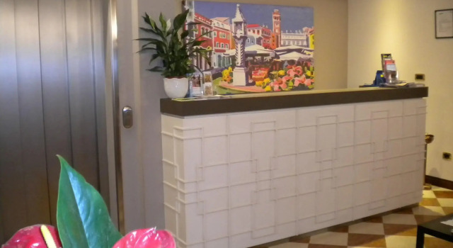 Hotel Aurora