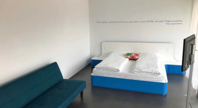 Chromotel
