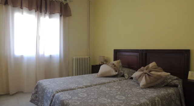 Двухместный номер Economy Hostal Can Massot