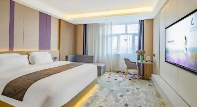Люкс Deluxe Lavande Hotel (Zhuozhou Baoding Dier Zhongxinyiyuan)